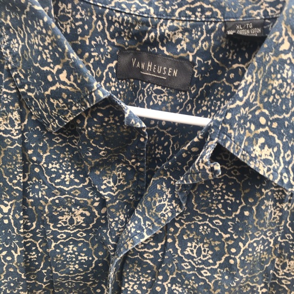 Teal and gold button up with interesting pattern. - Picture 2 of 5